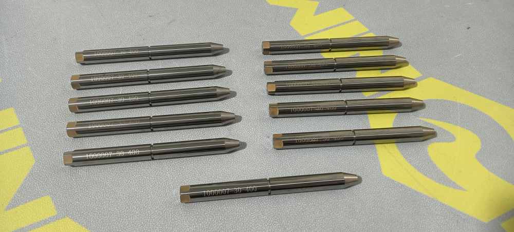 1000007-30-400 Focus Tube kmt water jet part.jpg