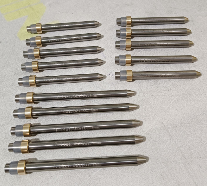 1787899511249509.jpg FLOW-waterjet-mixing-tube.jpg